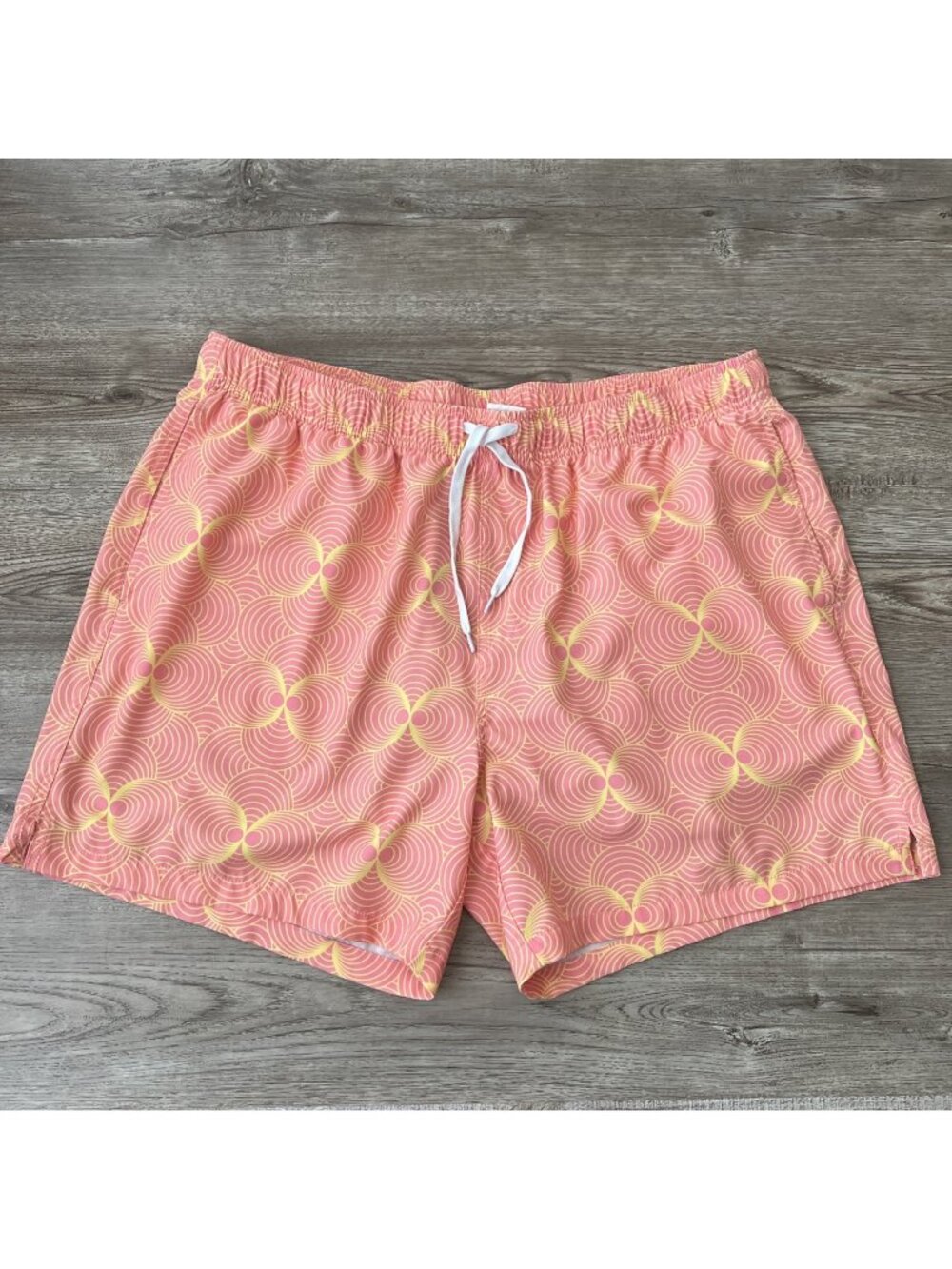 Bearbottom Stretch Swim Trunks Mens XXL Coral Pink Geometric Print Lined 5.5"